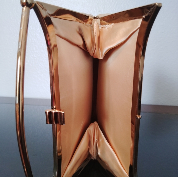 Gold clutch purse clasp closure - Picture 8 of 16